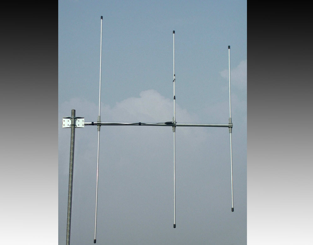 VHF Directional 4 elements yagi antenna FM 88 108 MHz - Antenne  directionnelle fm 4 éléments - Antena Direccional fm de 4 elementos mod.  ARYCK-B-48XA - ARYCK-B-48XI - ARYCKM-B-48XA - ARYCKM-B-48XI 